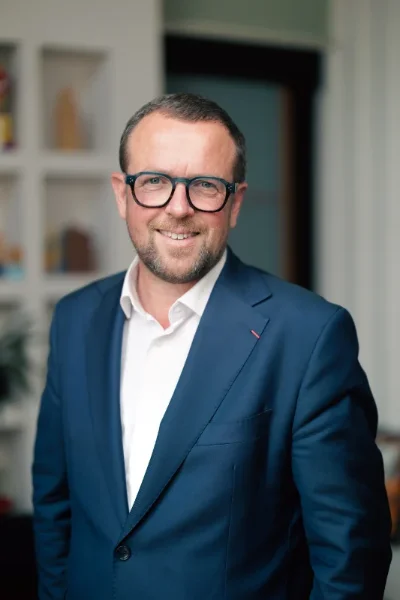 Cédric VAN STYVENDAEL